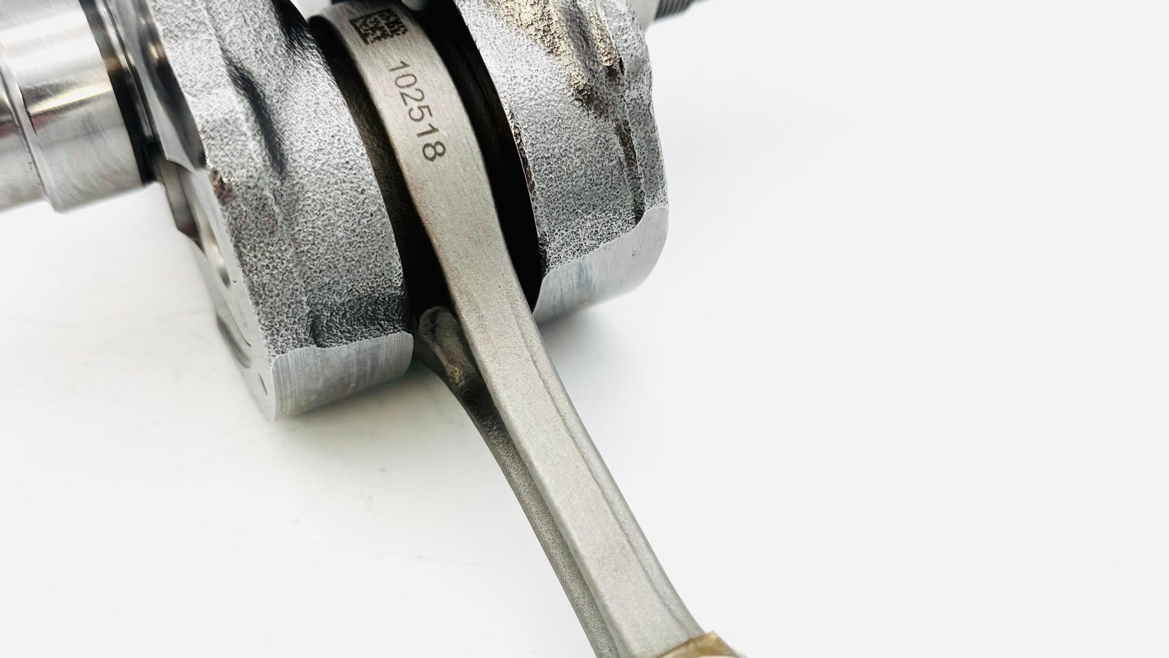 Mxology crankshaft assembly for the Triumph TF250X, conrod and journal in close-up